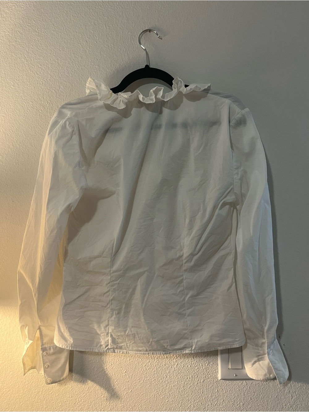 George White Ruffle V-Neck Button-Down Blouse - Picture 4 of 4